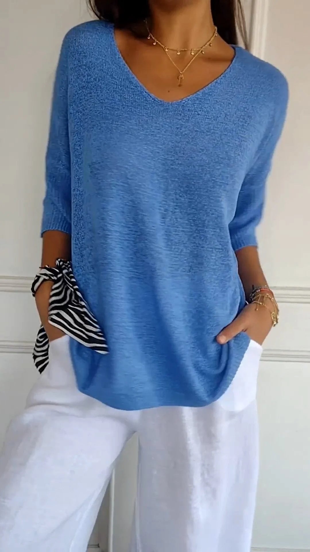 Anna™ | V-Neck Knit Top