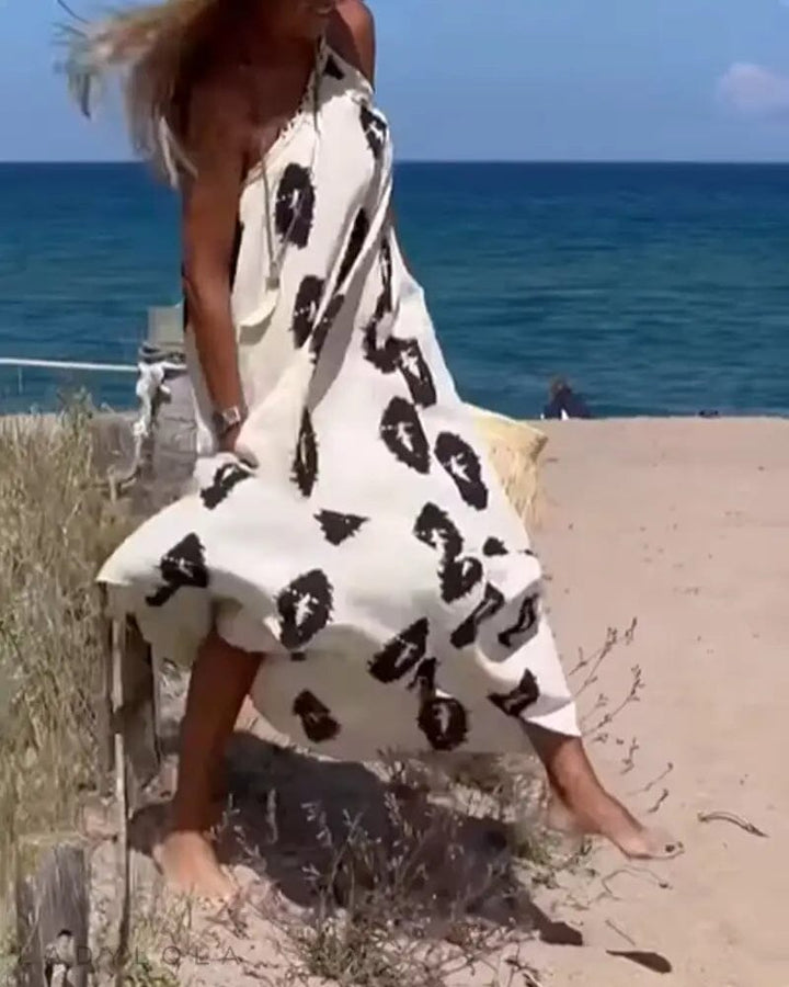 Solis - Loose One Shoulder Maxi Dress