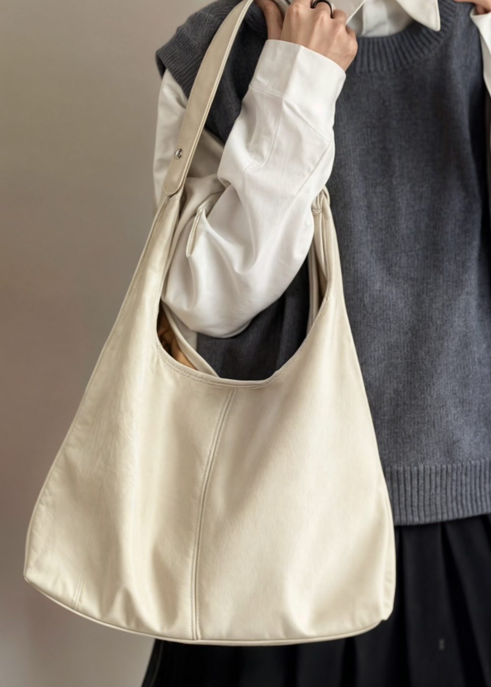 Fiona Distressed Leather Tote