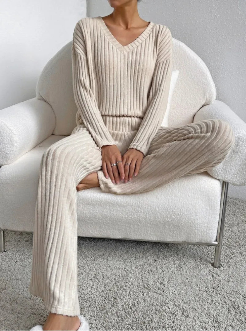 Victoria - Cozy Relaxation Set