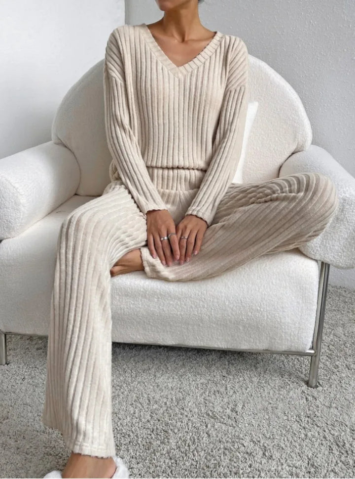 Victoria - Cozy Relaxation Set