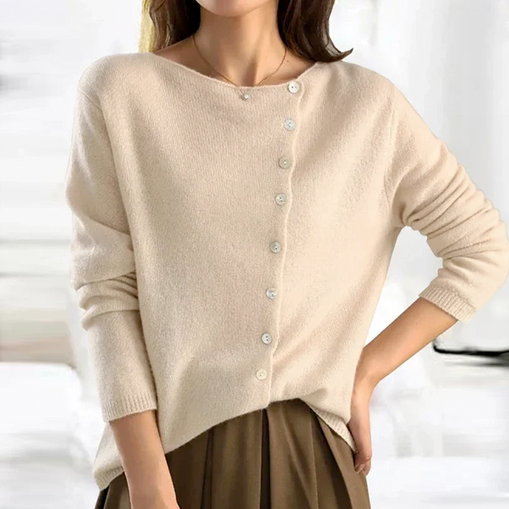 Lynn - Elegant Cardigan