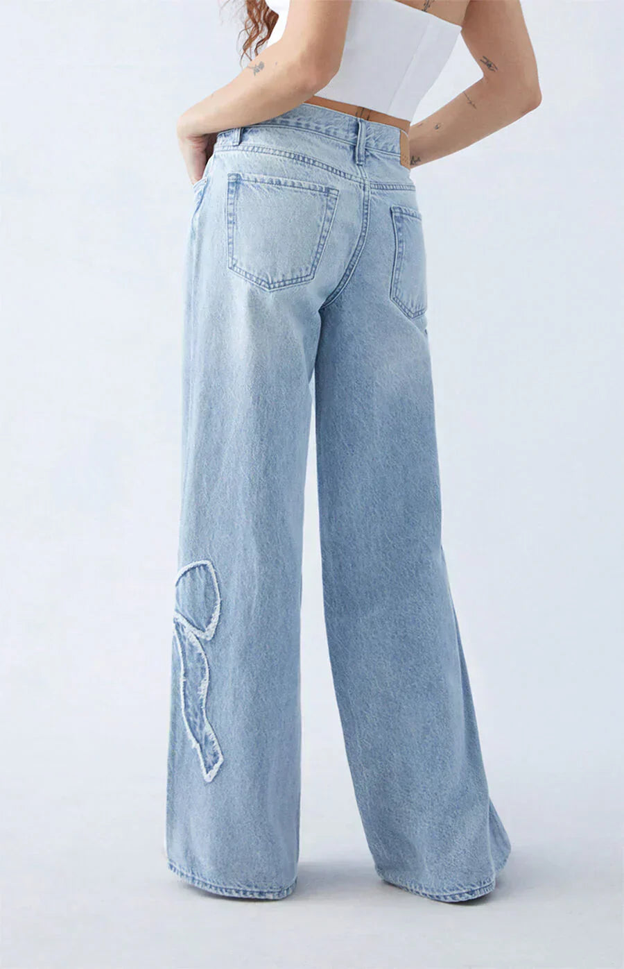 Florence™ | The Baggy Jeans with Bow