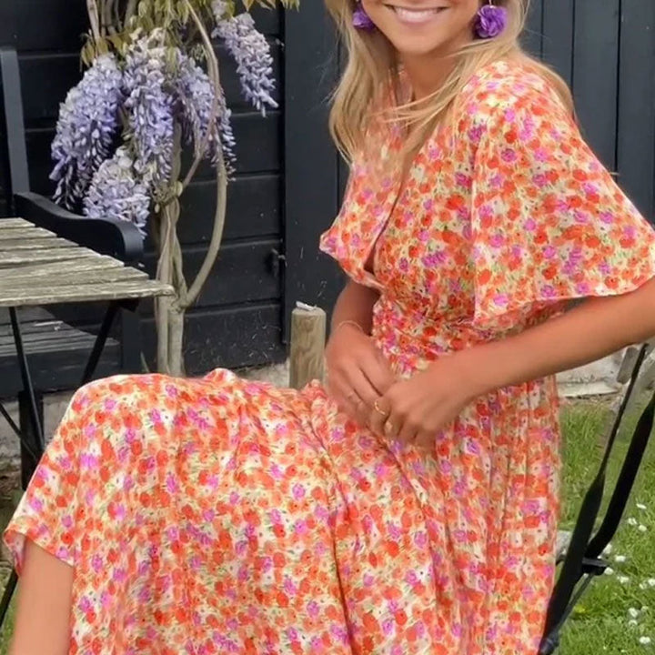 Ellen - Classic V-Neck Dress