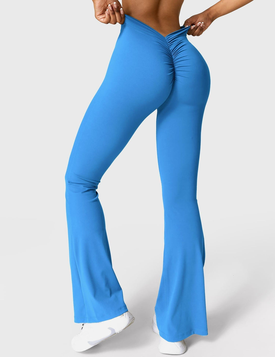 Daze™ | V-back Flare Leggings