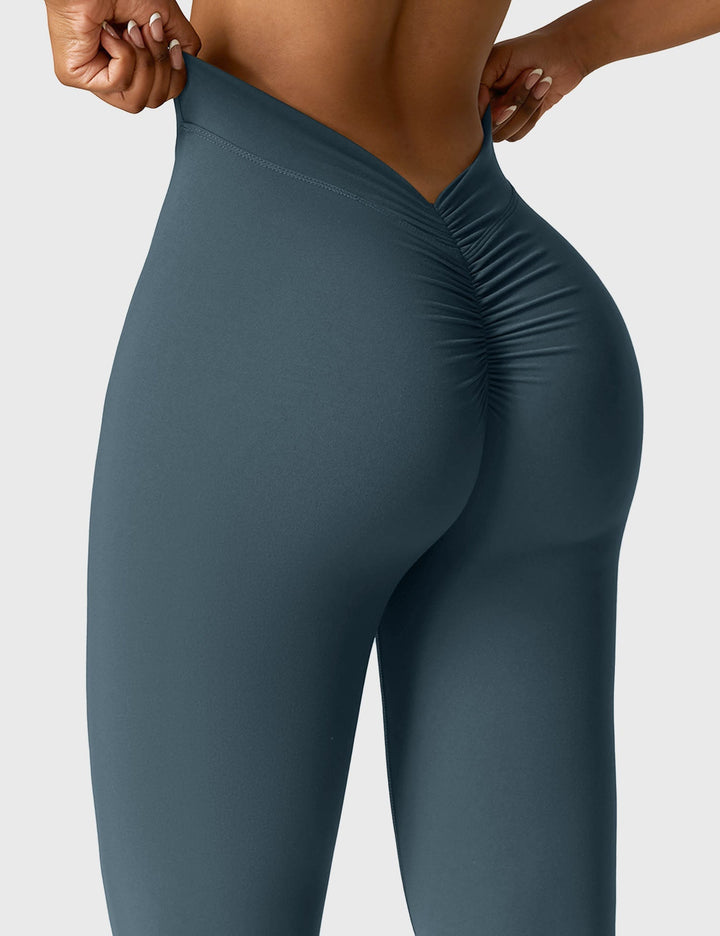 Daze™ | V-back Flare Leggings