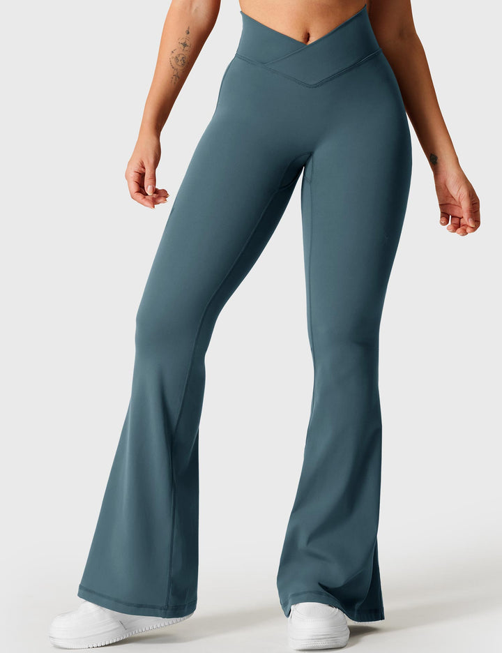 Kalie™ | V-waistband Flare Leggings