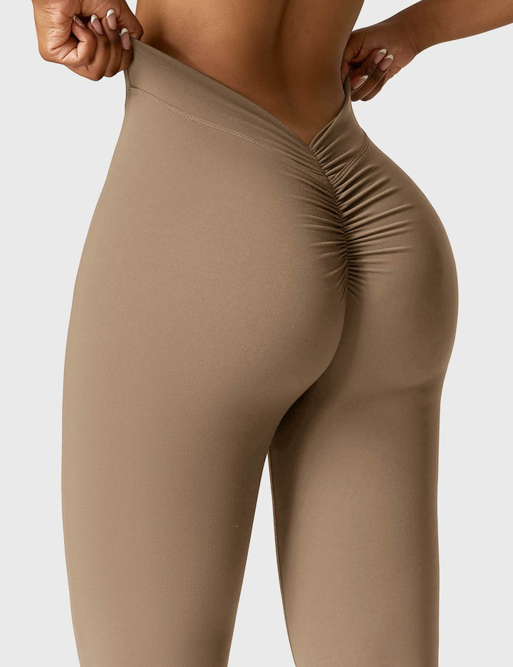 Daze™ | V-back Flare Leggings