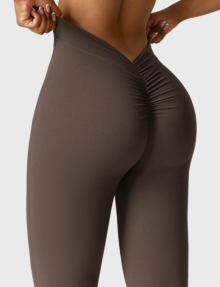 Daze™ | V-back Flare Leggings