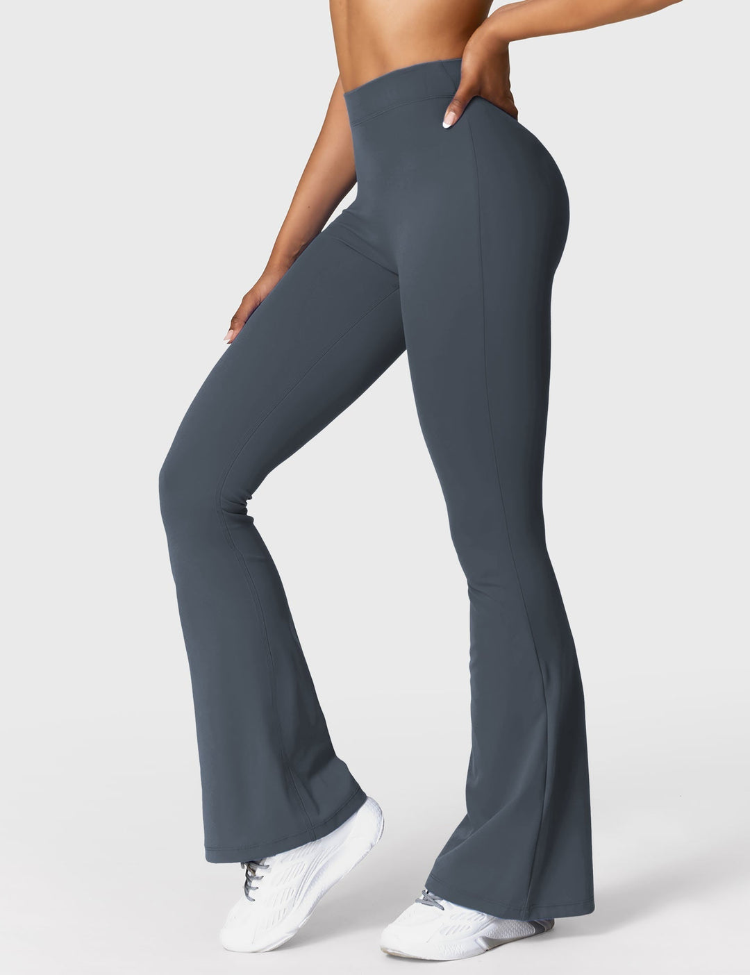 Daze™ | V-back Flare Leggings