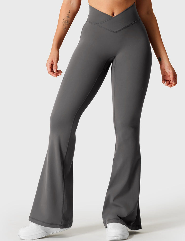 Kalie™ | V-waistband Flare Leggings