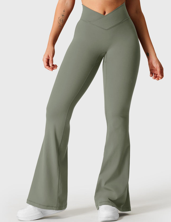 Kalie™ | V-waistband Flare Leggings
