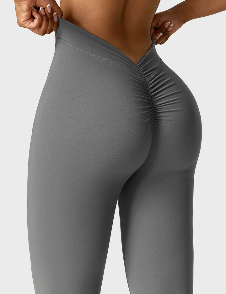 Daze™ | V-back Flare Leggings