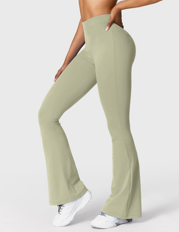 Daze™ | V-back Flare Leggings
