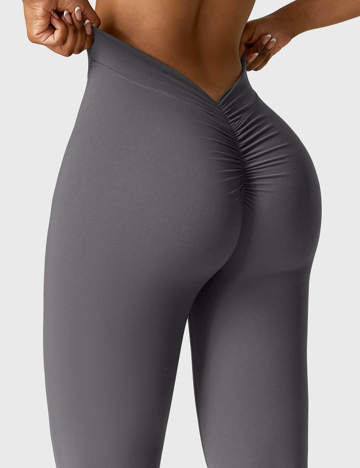 Daze™ | V-back Flare Leggings