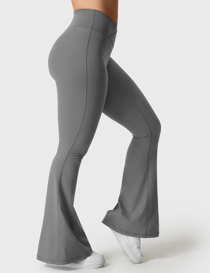 Kalie™ | V-waistband Flare Leggings